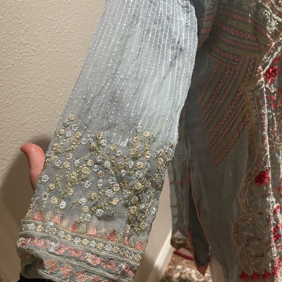 Pakistani branded dress - Picture 8 of 16